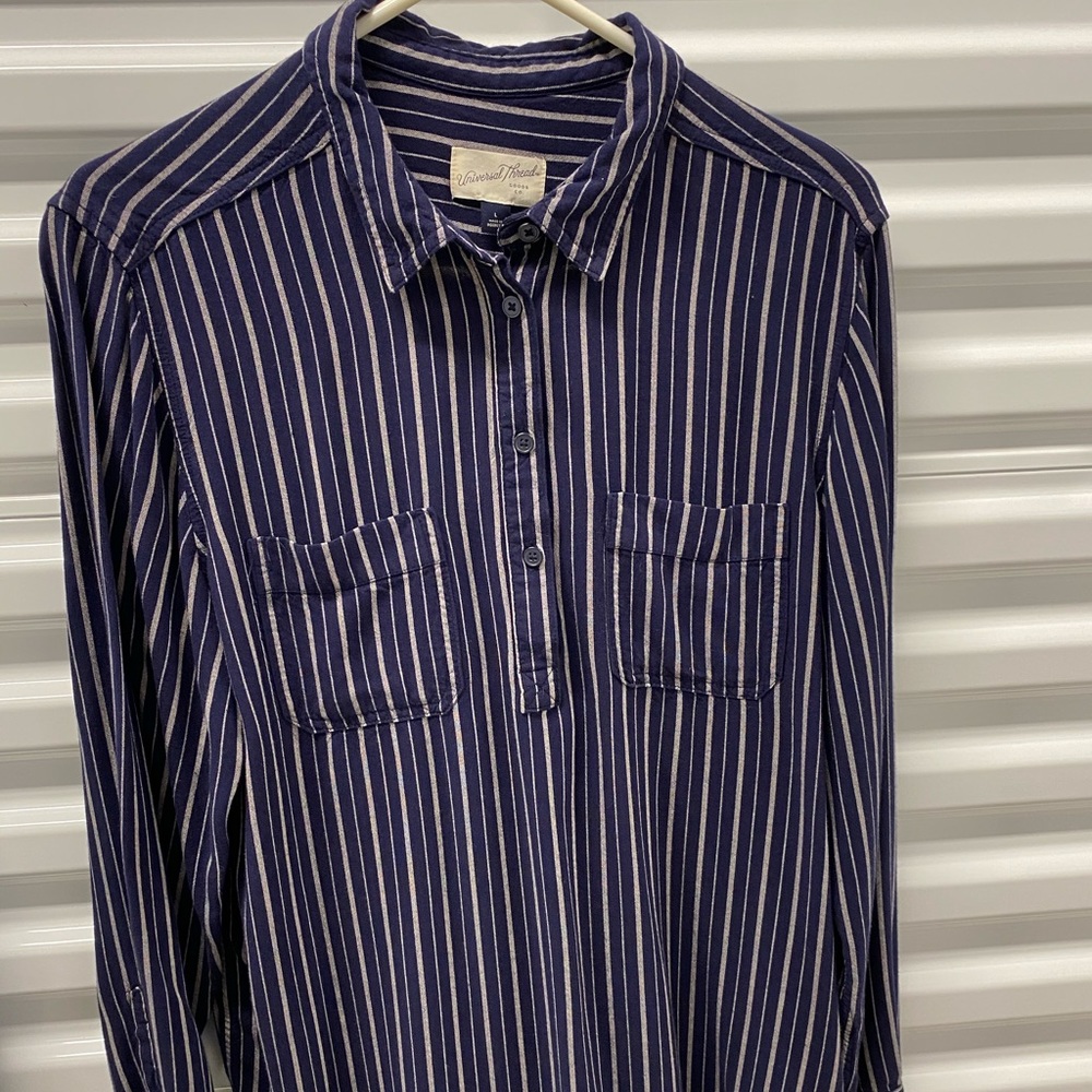 Universal Thread Goods Co. blue stripe pop over L